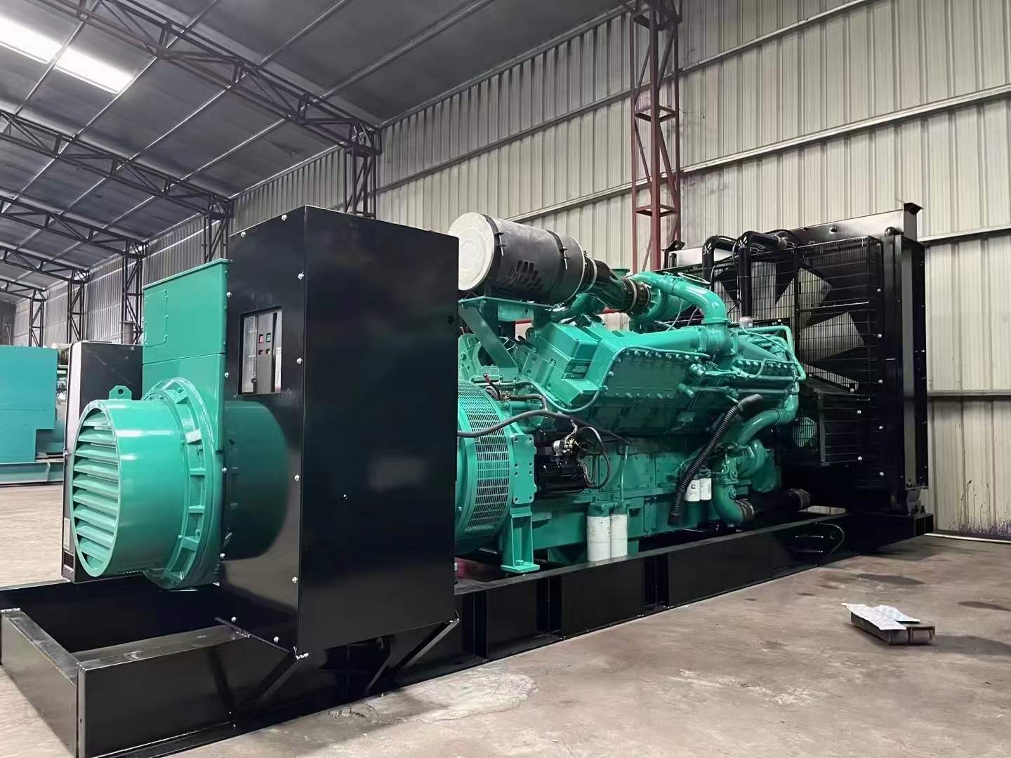 沿河如何降低 800kW 柴油发电机输出电流的波动？