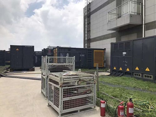 沿河除了定期检查，还有哪些方法可以及时发现接触式转速表探头的磨损？